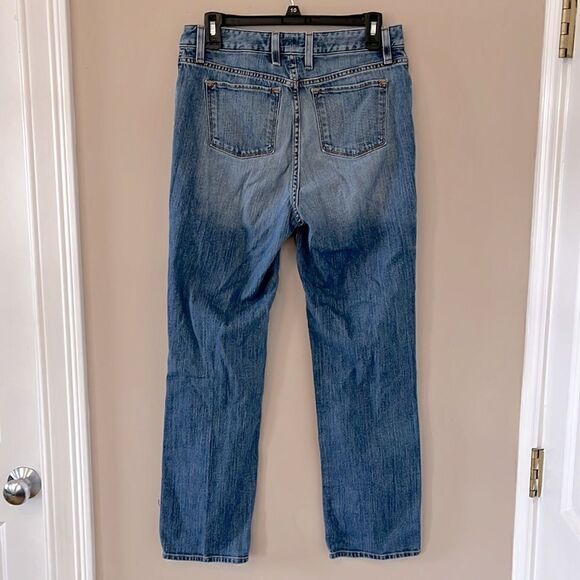 Women’s LL. Bean Classic Fit Jeans Size 8R - Picture 4 of 6